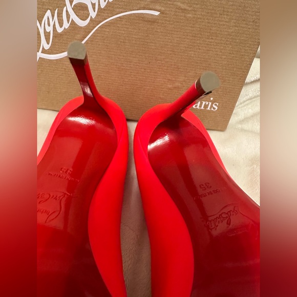 COPY - BNWT Christian Louboutin Hot Chick 100 Fluo Matt Heels, Size 35 - Picture 8 of 9